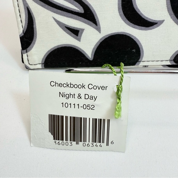 Vera Bradley Night & Day Checkbook Cover in Black and White - Picture 4 of 6